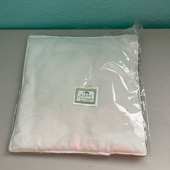 Alice’s Cottage Spiced Hot Pad Cinnamon Clover Allspice Embracing Cats New - Picture 5 of 5